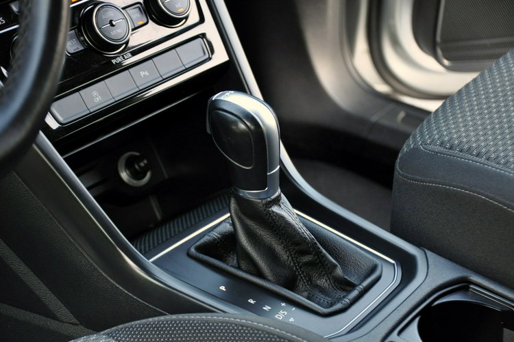 Volkswagen Touran 2.0TDI(150KM) Navi Automat Radar ACC Klimatronik Reling Alu17"ASO VW zdjęcie 34