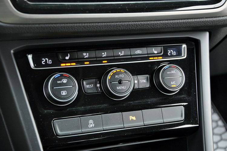 Volkswagen Touran 1.6TDI(115KM) Automat Radar ACC Klimatronik Reling Welur Alu17"ASO VW zdjęcie 33