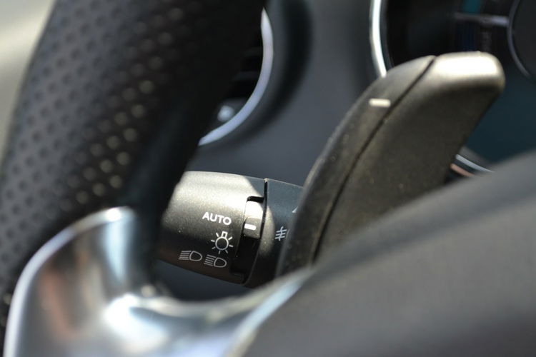 Peugeot 3008 Zarejestrowany PDC Climatronic Panoramadach HeadUP zdjęcie 20