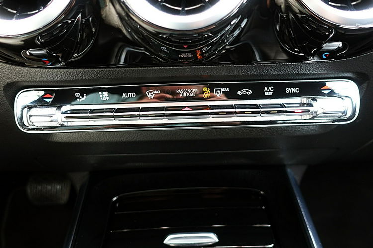 Mercedes B 180 Tylko 49TYŚ KM AUTOMAT Led+Skóra+NAVI+Kamera GWARANCJA Bezwyp 1WŁ F23% 4x2 zdjęcie 19