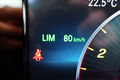 samochód osobowy Mercedes zdjęcie 37