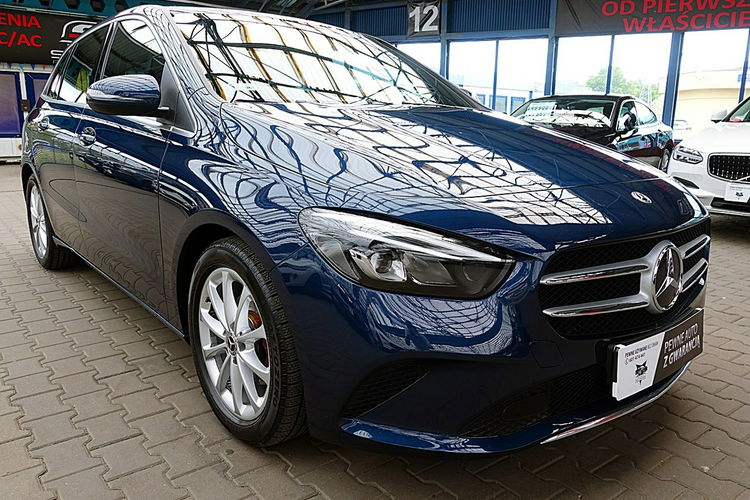 Mercedes B 180 Tylko 49TYŚ KM AUTOMAT Led+Skóra+NAVI+Kamera GWARANCJA Bezwyp 1WŁ F23% 4x2 zdjęcie 76
