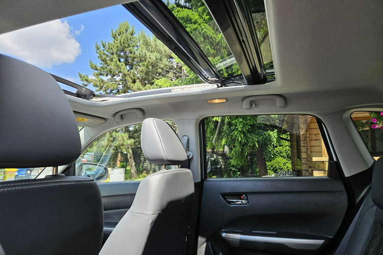 Suzuki Vitara Napęd 4x4 / Hybryda-1 właściciel / Krajowy / Serwis ASO / Bezwypadkowy zdjęcie 16