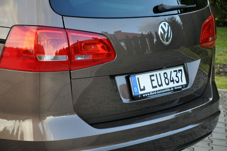 Volkswagen Sharan 2.0TDI(140KM) Duża Navi Kamera Skóry El.Klapa Keyless Go IWł Alu17"ASO zdjęcie 16