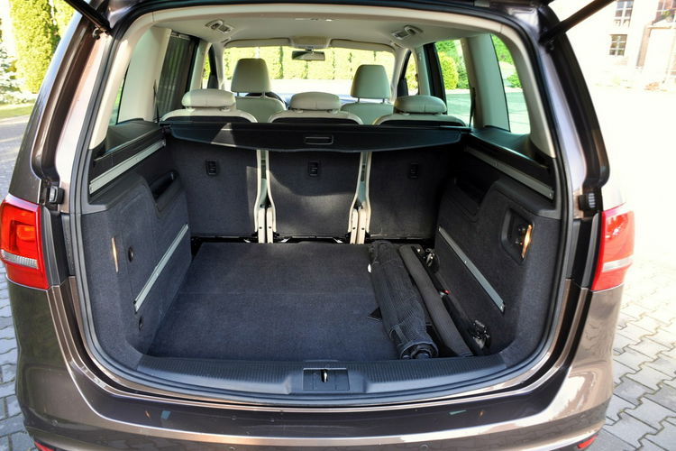 Volkswagen Sharan 2.0TDI(140KM) Duża Navi Kamera Skóry El.Klapa Keyless Go IWł Alu17"ASO zdjęcie 37