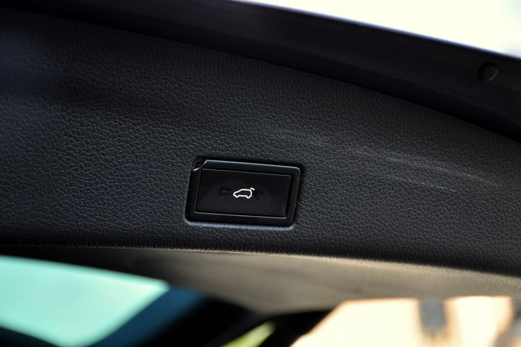 Volkswagen Sharan 2.0TDI(140KM) Duża Navi Kamera Skóry El.Klapa Keyless Go IWł Alu17"ASO zdjęcie 38