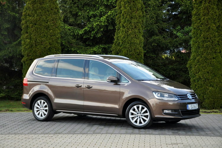 Volkswagen Sharan 2.0TDI(140KM) Duża Navi Kamera Skóry El.Klapa Keyless Go IWł Alu17"ASO zdjęcie 4