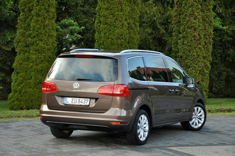 Volkswagen Sharan 2.0TDI(140KM) Duża Navi Kamera Skóry El.Klapa Keyless Go IWł Alu17"ASO zdjęcie 6