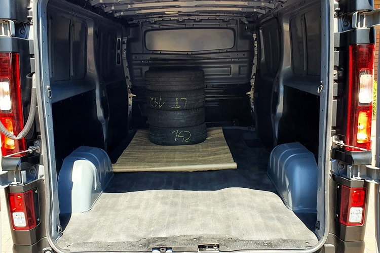 Renault Trafic 2.0 dci 145KM L2H1 ,  I WŁ,  Salon PL,  LED,  ,  F.vat 23% - 58500 netto zdjęcie 15