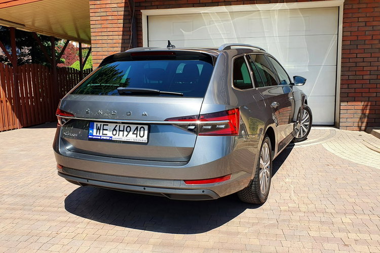 Skoda Superb STYLE, 2.0TDI 200KM, Wirutal kokpit, DSG, Salon PL, serwis, F.VAT23, leasing zdjęcie 13
