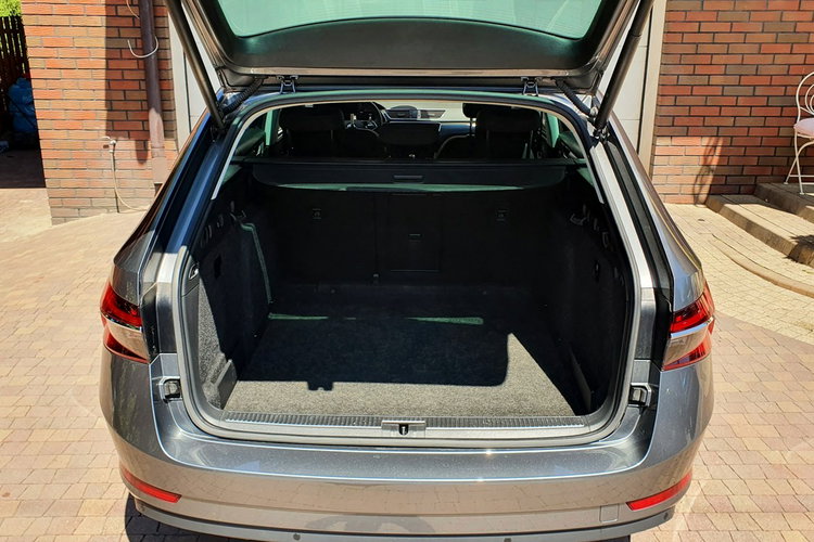 Skoda Superb STYLE, 2.0TDI 200KM, Wirutal kokpit, DSG, Salon PL, serwis, F.VAT23, leasing zdjęcie 14