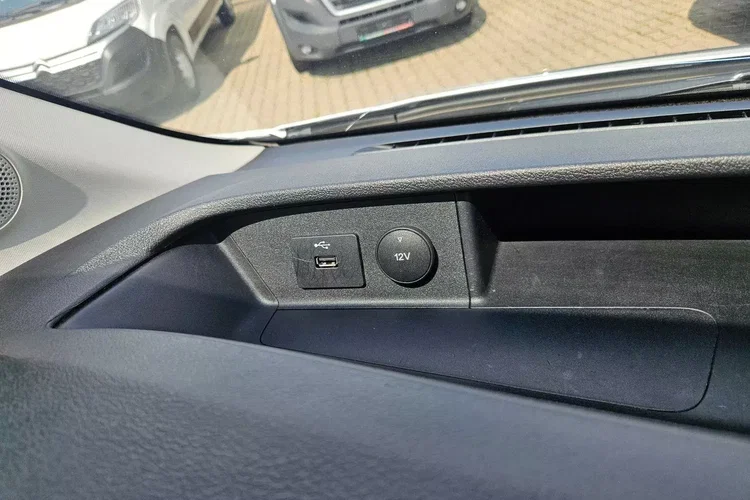 Ford transit L4H3 72999zł NETTO 2.0 TdCi/131KM zdjęcie 23