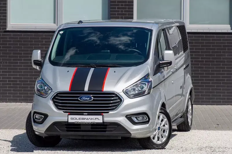 samochód osobowy Ford zdjęcie 1