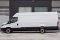samochód dostawczy Iveco zdjęcie 4
