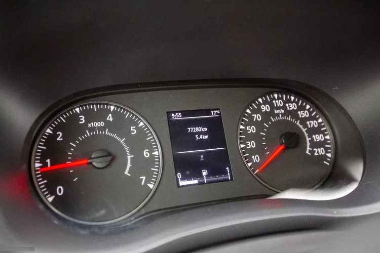 Renault Master L3H2 2.3 DCI Zawieszenie MAXI zdjęcie 17