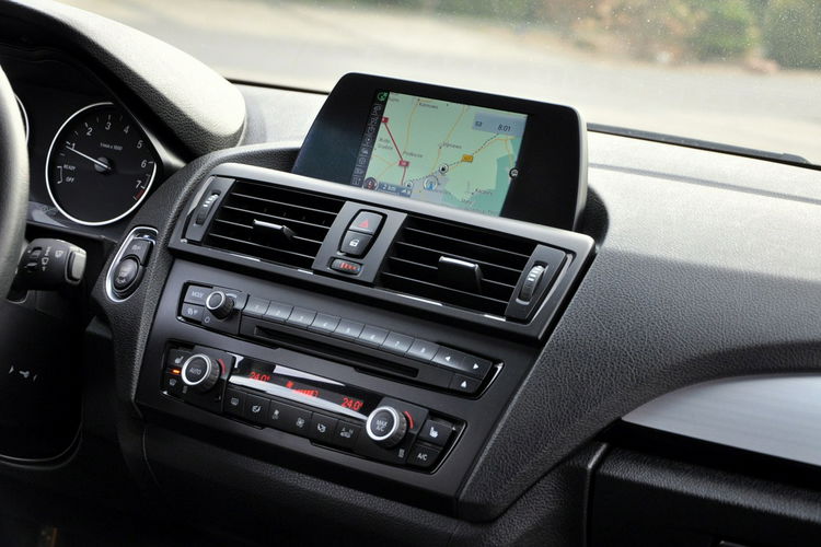 118 1.6i(170KM) Lift Xenon Led Duża Navi Parktronik I Wł Alu17"ASO BMW zdjęcie 26