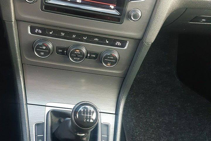 Golf Volkswagen Golf 1.4 TSI BlueMotion Technology Comfortline zdjęcie 2