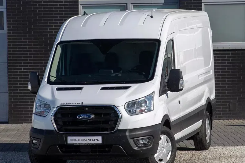 samochód dostawczy Ford zdjęcie 1