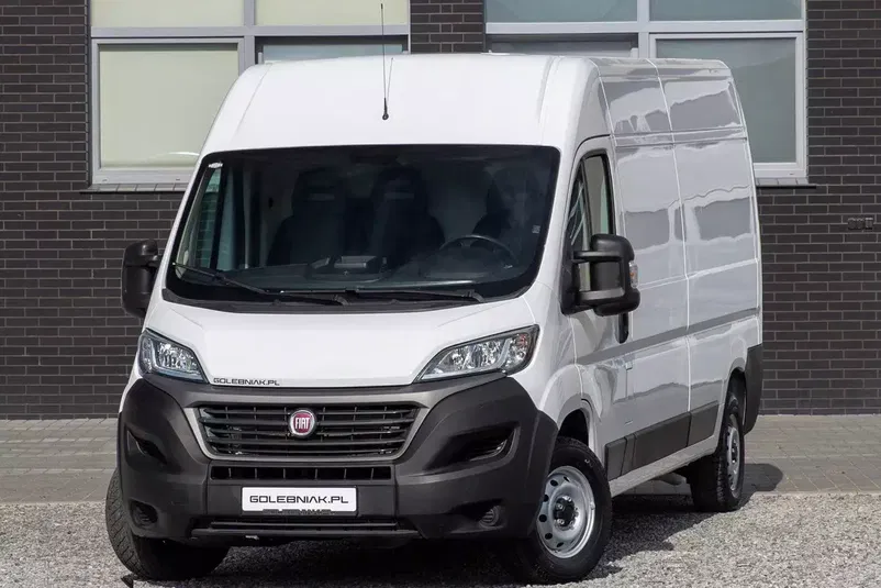 samochód dostawczy Fiat zdjęcie 1