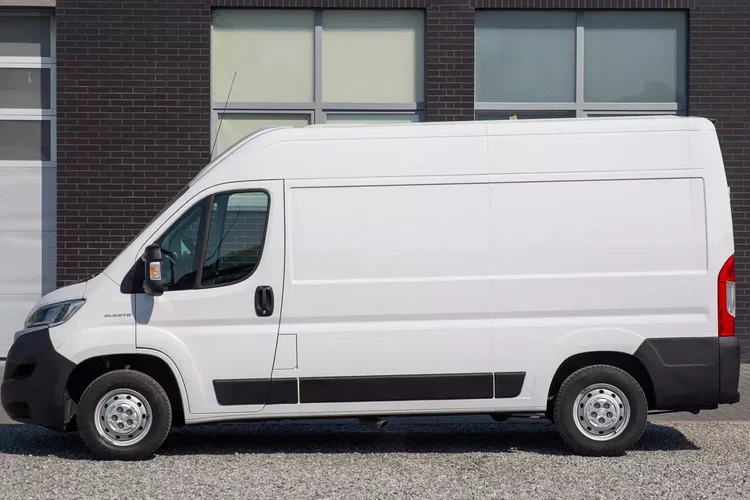 Fiat Ducato 2.3 L2H2 ŚREDNI Professional zdjęcie 4
