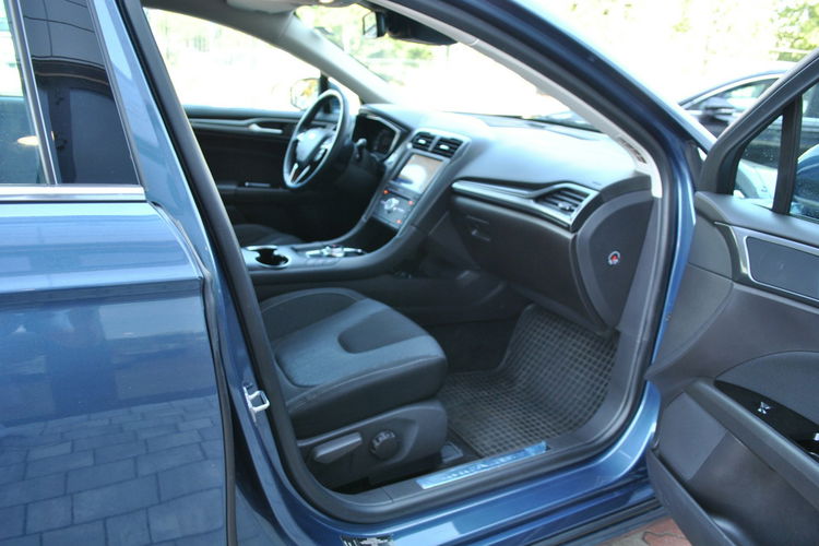 Mondeo Liftback Titanium 2.0 EcoBlue A8 ASO Forda Gwarancja Ford Używane zdjęcie 29