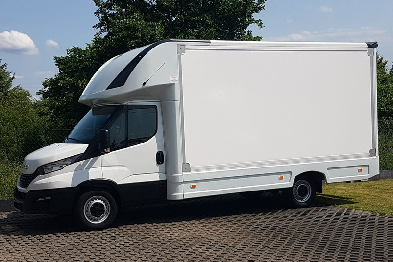 samochód dostawczy Iveco zdjęcie 1