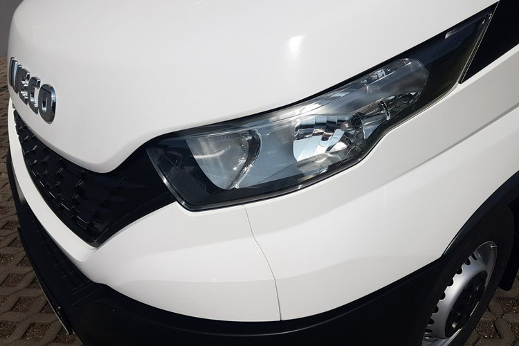 Iveco Daily KONTENER NISKOPODŁOGOWY 4.43x2.23x2.42 SKLEP BAR FOODTRUCK KAMPER AC zdjęcie 17