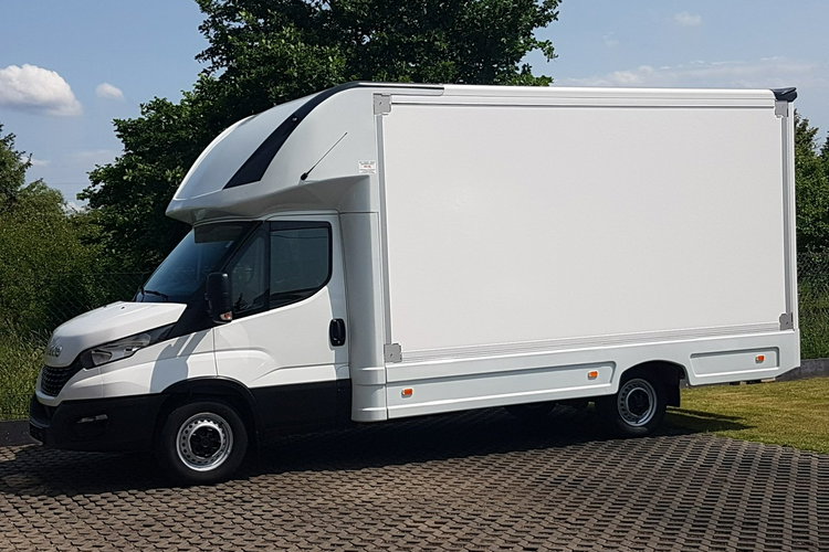 Iveco Daily KONTENER NISKOPODŁOGOWY 4.43x2.23x2.42 SKLEP BAR FOODTRUCK KAMPER AC zdjęcie 2