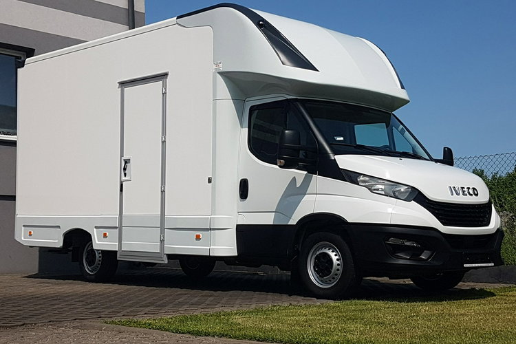 Iveco Daily KONTENER NISKOPODŁOGOWY 4.43x2.23x2.42 SKLEP BAR FOODTRUCK KAMPER AC zdjęcie 30