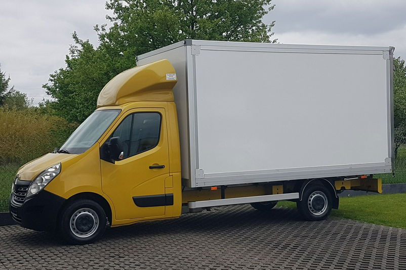samochód dostawczy Renault zdjęcie 1