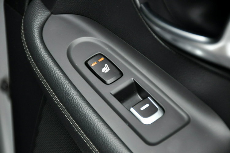 Kia Carens 1.7CRDI(141KM) 96tyś.km Led Navi Kamera Grzana Kierownica Alu17"ASO zdjęcie 20