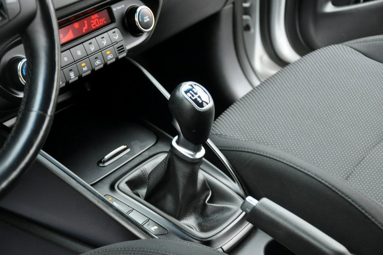 Kia Carens 1.7CRDI(141KM) 96tyś.km Led Navi Kamera Grzana Kierownica Alu17"ASO zdjęcie 34