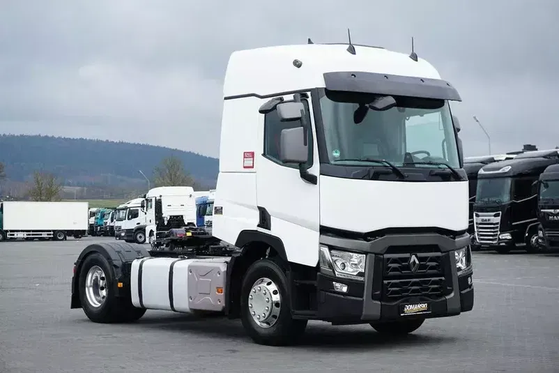 ciągnik siodłowy Renault zdjęcie 1