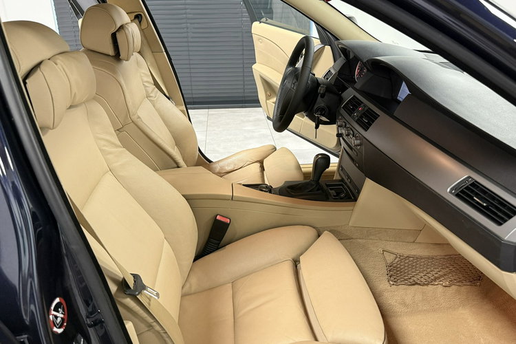 BMW 525 525i 218KM Exclusive Skóry Bi-XenonNavi Professional Komfortsitze zdjęcie 13
