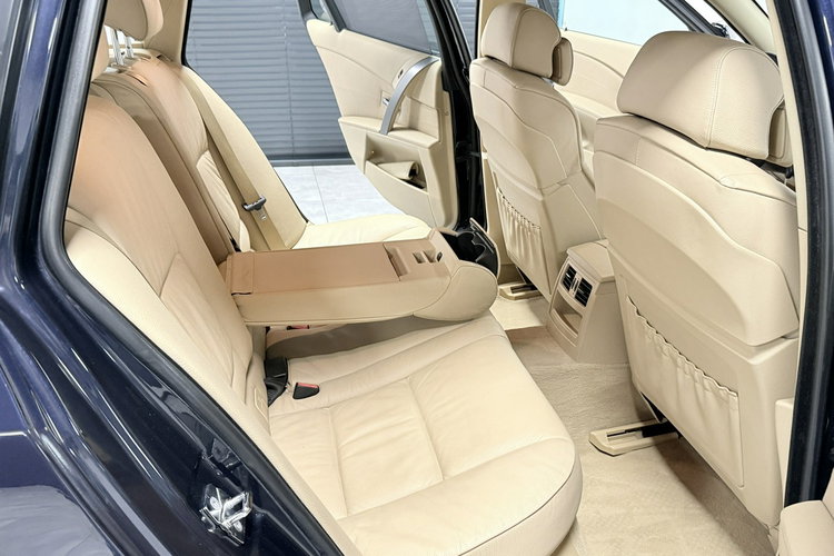 BMW 525 525i 218KM Exclusive Skóry Bi-XenonNavi Professional Komfortsitze zdjęcie 32