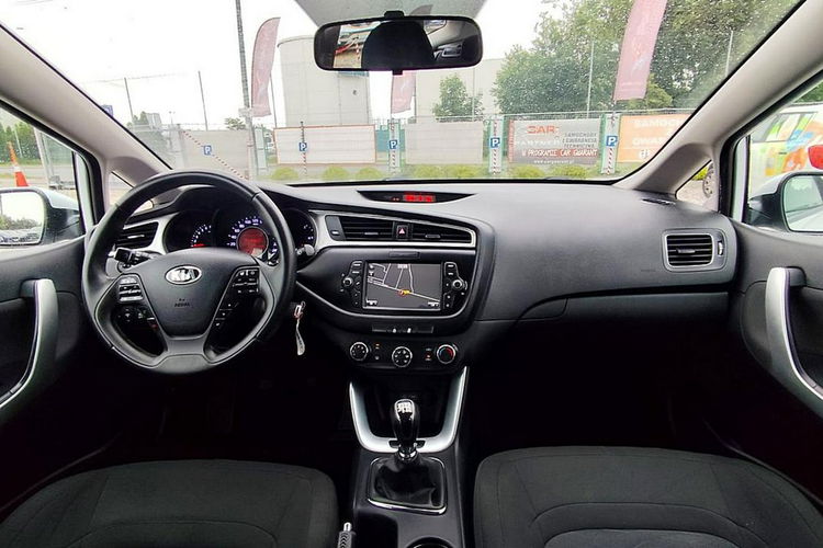 Kia Cee'd LIFT Navi Gwarancja zdjęcie 17