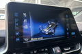 samochód osobowy Toyota zdjęcie 25