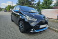 samochód osobowy Toyota zdjęcie 3