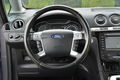 samochód osobowy Ford zdjęcie 25