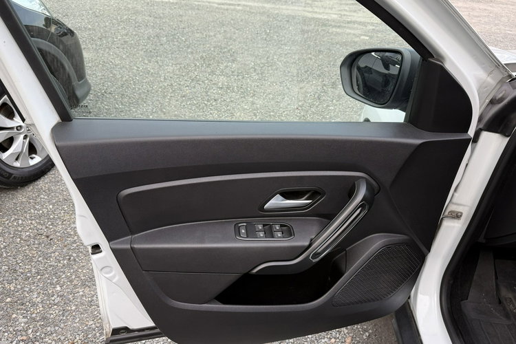 Dacia Duster 4x4. Salon Polska . Serwisowana w ASO zdjęcie 12