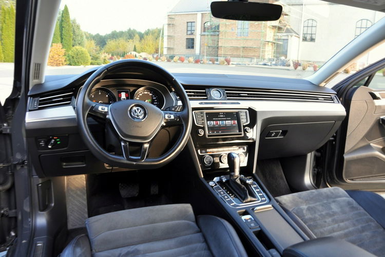 Volkswagen Passat 2.0TDI(190KM) Full Led Radar ACC Skóry Masaże Reling F1 Alu18"ASO VW zdjęcie 29