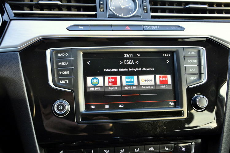 Volkswagen Passat 2.0TDI(190KM) Full Led Radar ACC Skóry Masaże Reling F1 Alu18"ASO VW zdjęcie 31
