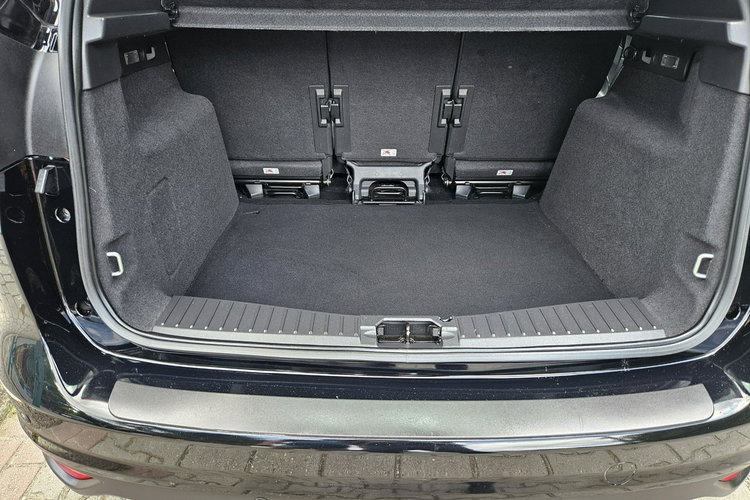 Ford C-Max 1 właściciel / Nawigacja / Kamera / Podgrzewane fotele / Tempomat zdjęcie 24