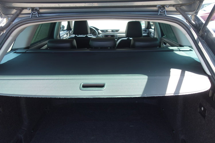 Superb Skoda Superb 2016 2.0 TDI 190km automat dobrze wyposażona zdjęcie 14