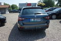 samochód osobowy Skoda zdjęcie 4