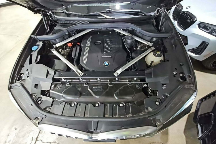 BMW X6 Full Opcja xDrive40i BEZWYPADKOWY zdjęcie 9
