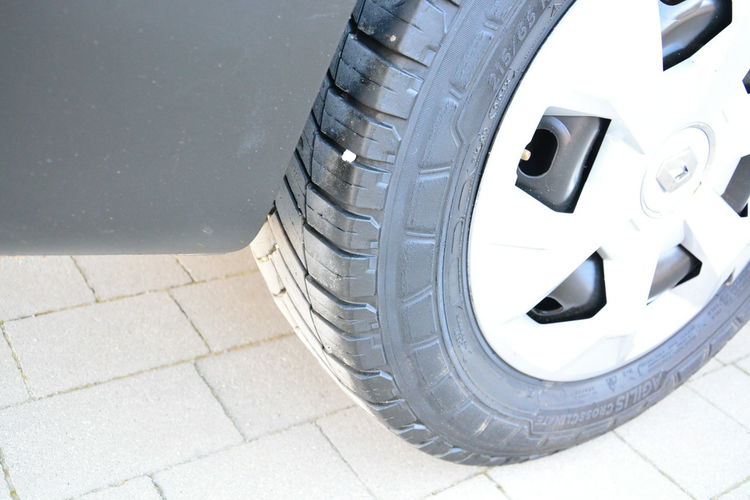 Renault Trafic 9 osobowy brygadówka L1H1 lift full opcja zdjęcie 9