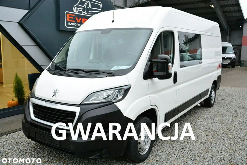 samochód dostawczy Peugeot zdjęcie 1