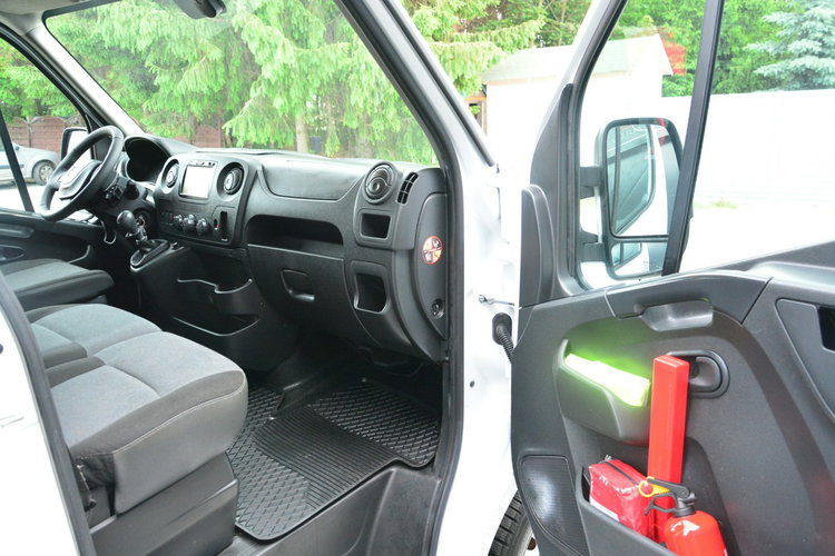Renault Master średniak L2H2 brygadówka doka pełna opcja 130KM zdjęcie 7