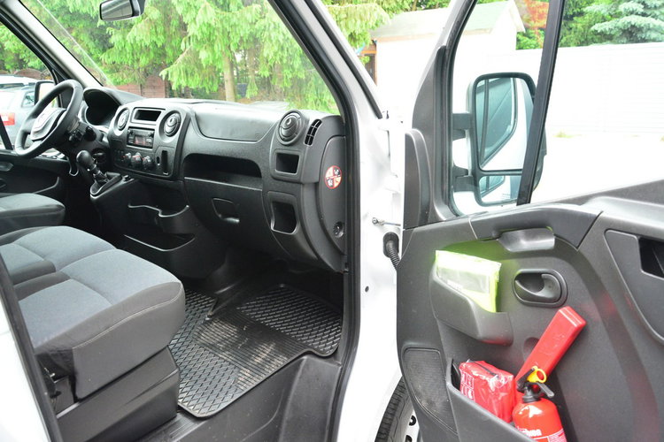Renault Master 7 osobowy brygadówka max doka pełna opcja bagażnik regały 145KM zdjęcie 7